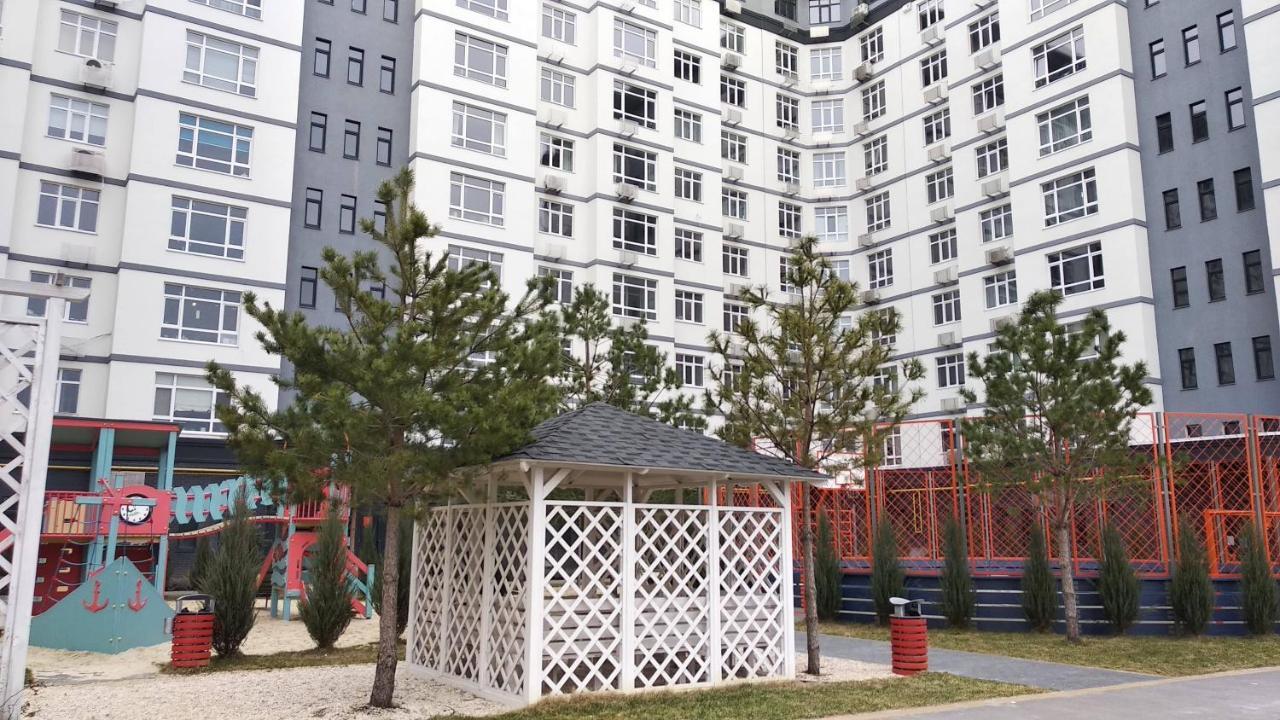 Fly Up Home Apartment Boryspil Exterior photo
